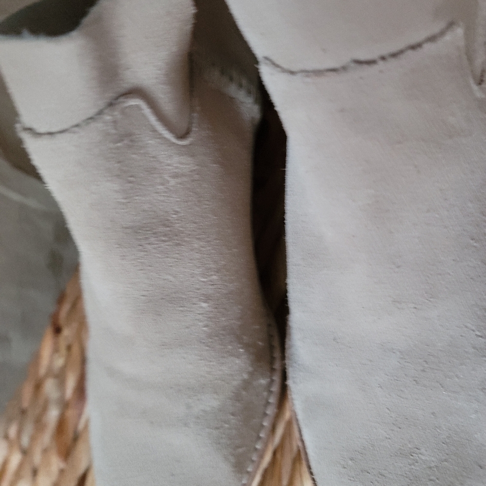 Dolce Vita Gray Ankle Boots for Stylish Comfort - Picture 3 of 7